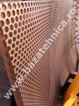 Placa pasla autoadeziva, grosime 2.4 mm, latime 1500 mm